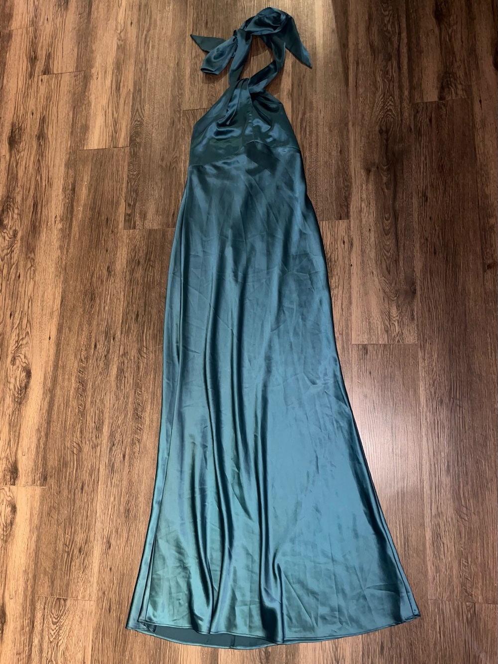 Lulu’s Stunning Teal Halter Satin Dress Sz S